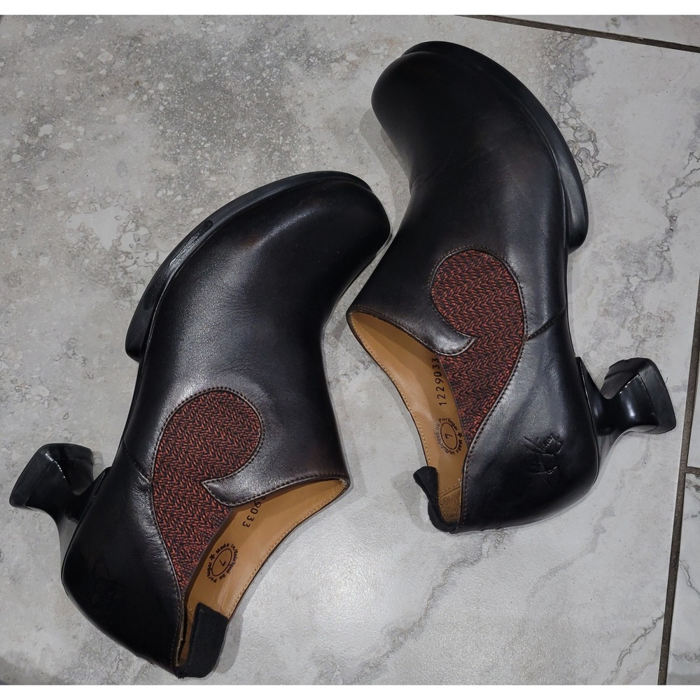 John Fluevog Black Leather 'Danke' Sculptural Low Heel Ankle Boots Womens Sz 7